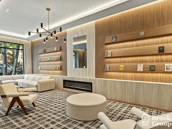 5th image of 556 Baltic St #1102