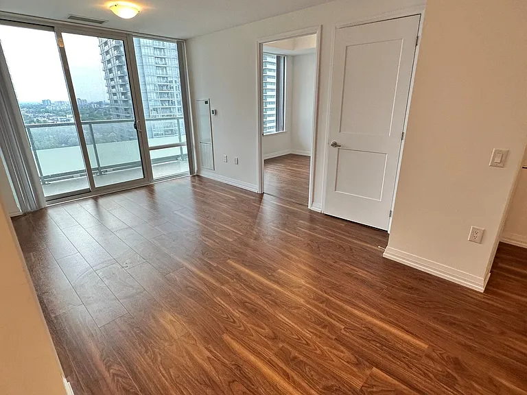 25 Holly St #2801 — Photo 13