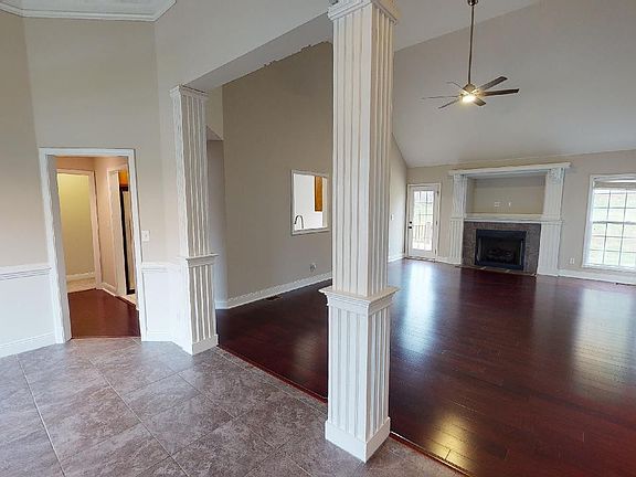 5th image of 1260 Viewmont Dr