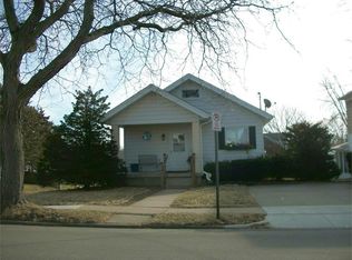 1296 N Algona St, Dubuque, IA 52001