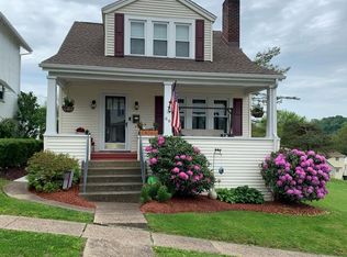 66 Oakland Ave, Wheeling, WV