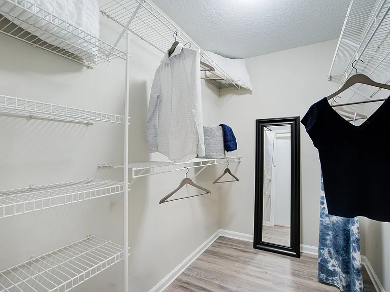 Walk In Closet