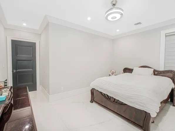 166 Providence Street image 21 of 40