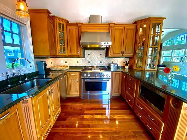 843 Montauk Hwy — Photo 13