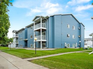 2535 25th St S APT 301B, Fargo, ND 58103