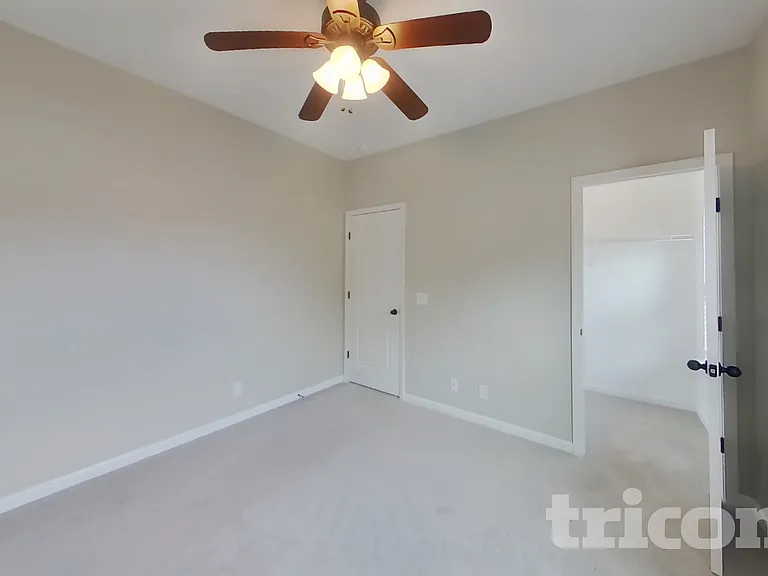 110 Cottage Trce — Photo 11