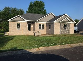 211 Fairview Dr, Mayfield, KY 42066