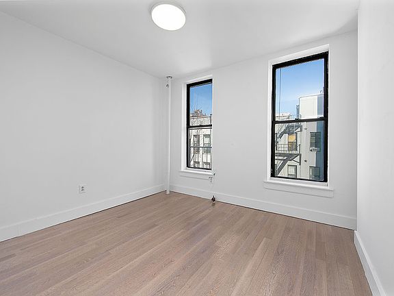 4th image of 633 E 6th St APT 5E