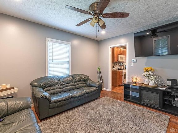 3rd image of 436 Leichty Ave