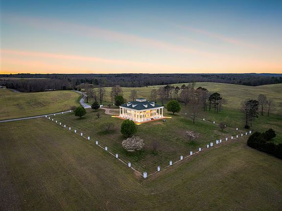 11th image of 99 Posey Cir