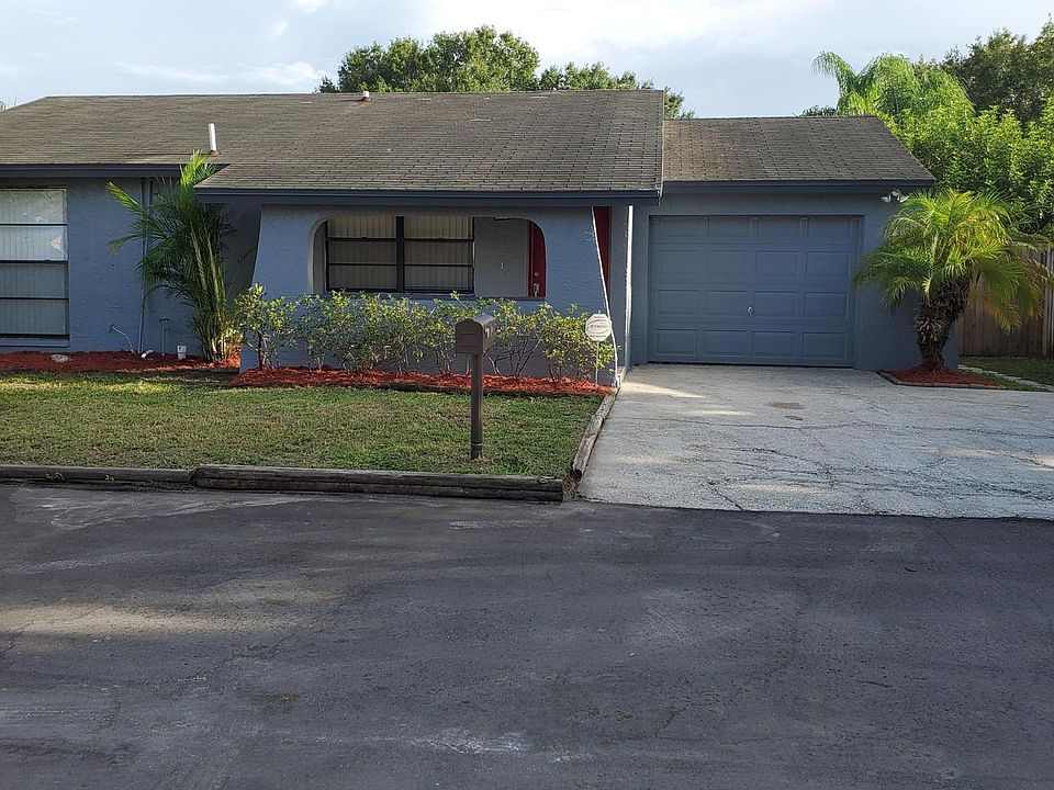 1st image of 10204 Vista Cove Ct