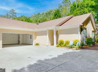 162 Camry Ln, Grayson, GA 30017