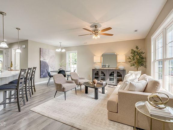 5th image of 1038 W G St #1038