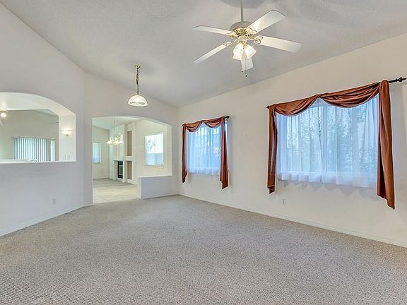 5th image of 4352 John B Oblinger Dr
