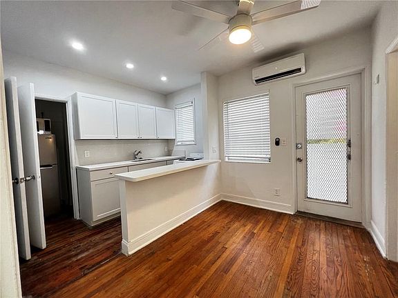 5th image of 1557 Euclid Ave #6E