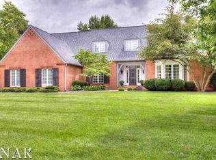 3211 Brennan Ln, Bloomington, IL 61704