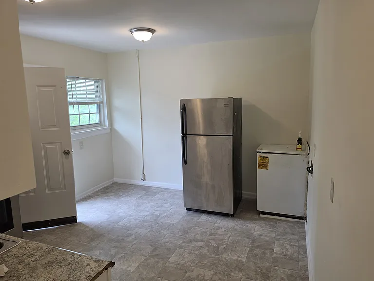 1403 W Chapel Hill St #B3 — Photo 14