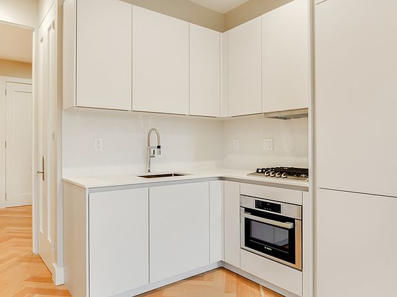 4th image of 181 Prospect Park W APT 11