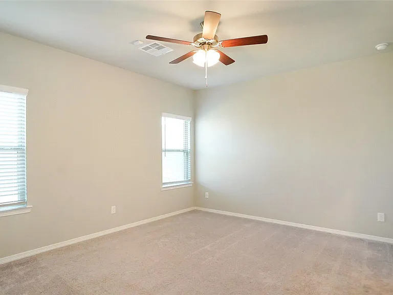 25463 Northpark Lake Dr — Photo 10
