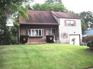 112 Ledden Ter, South Plainfield, NJ 07080