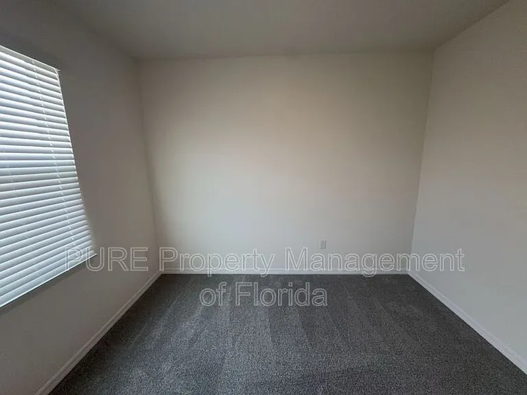 4122 NW 48th Terrace Rd — Photo 45