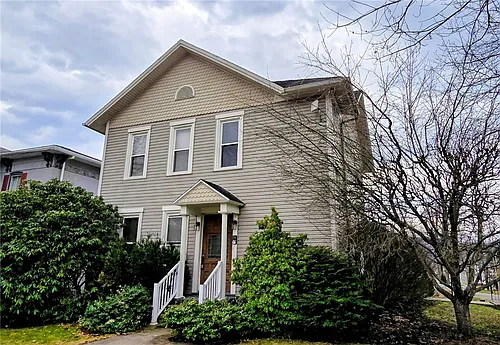315 Laurens St Photo 1