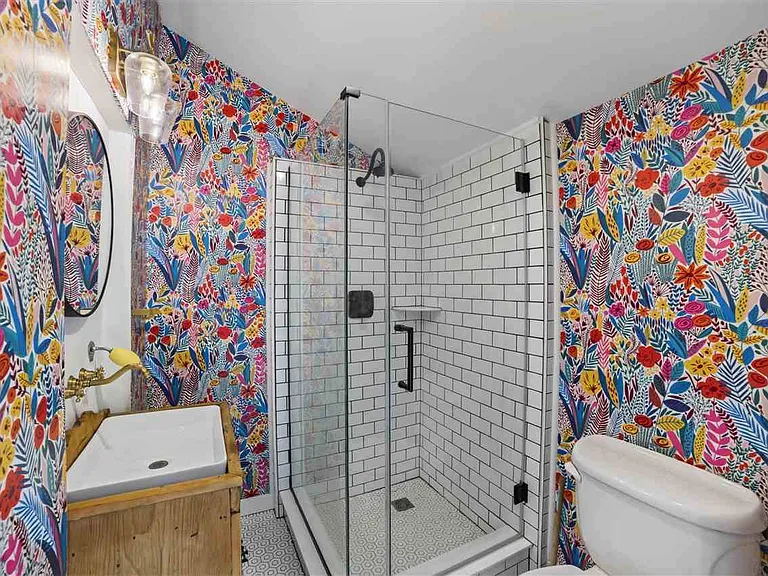 520 Wachtel Ave — Photo 14