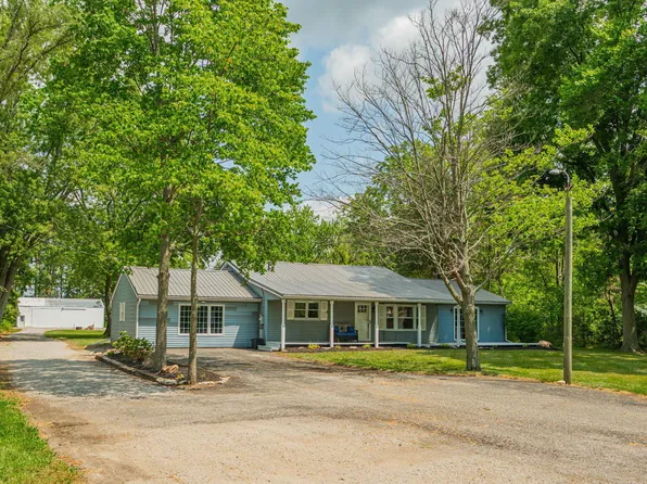 1084 Wolfinger Rd, Marion, OH 43302
