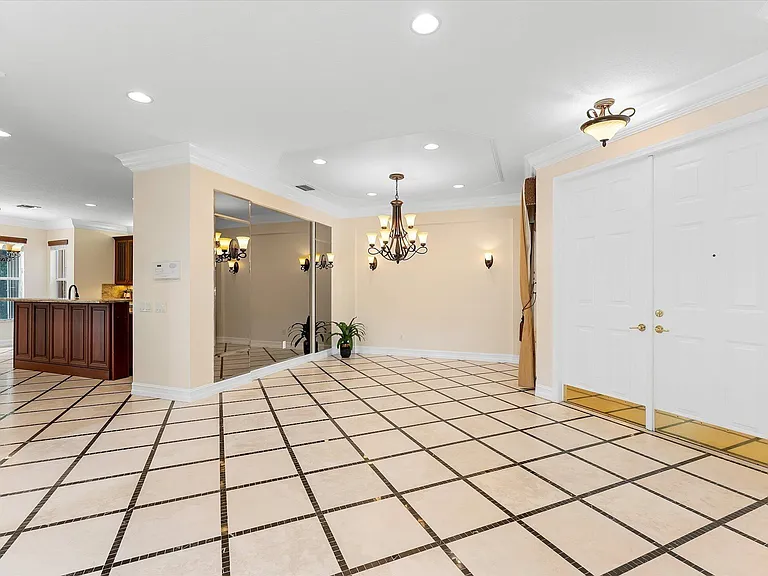 8882 Hidden Acres Dr — Photo 6