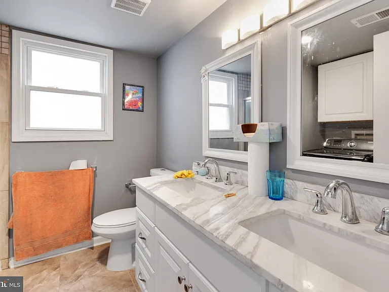 1719 Ridge Ave — Photo 25