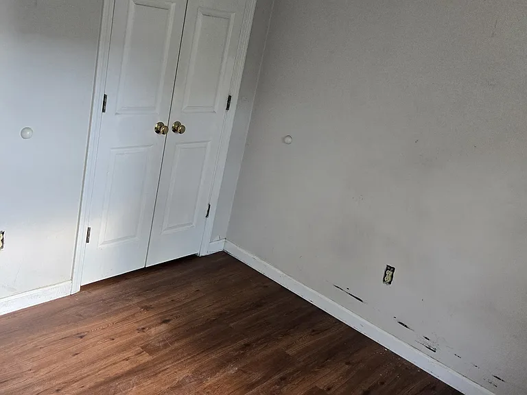 54 Penn Ave — Photo 17