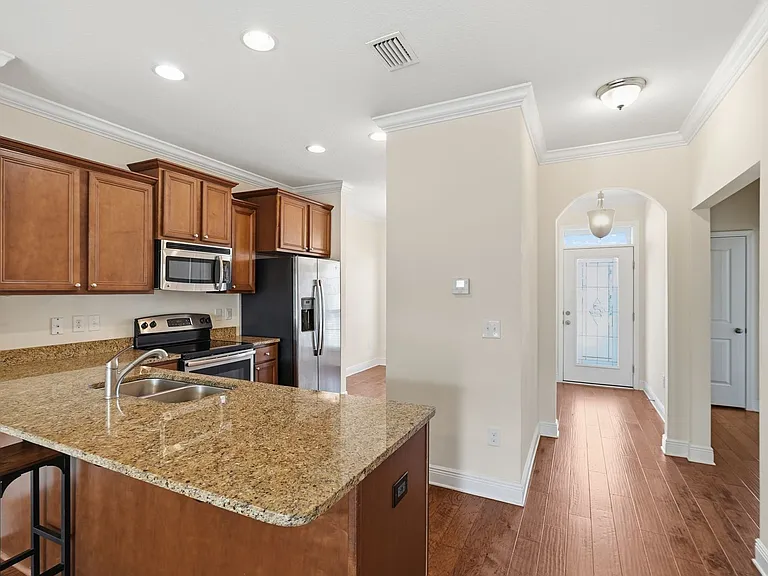 4805 Stellata Ln — Photo 8