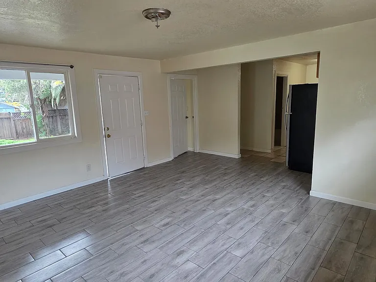 411 Benicia Rd #C — Photo 6