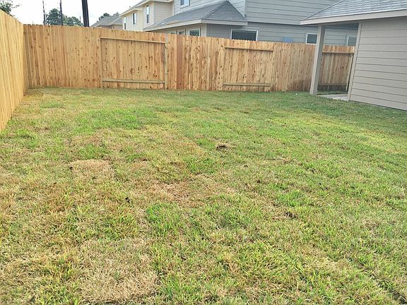 3rd image of 18834 Venito Dr