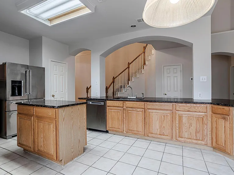 7025 Michael Dr — Photo 14