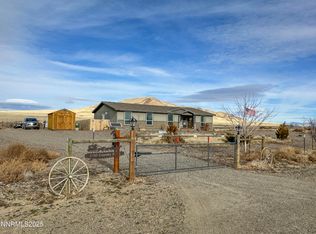 6745 Country Rd, Winnemucca, NV 89445