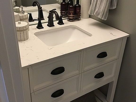 1/2 bath downstairs