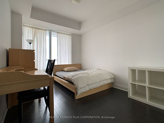 4th image of 65 Saint Mary St #1705