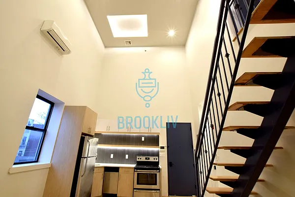 Rented by null | media 15