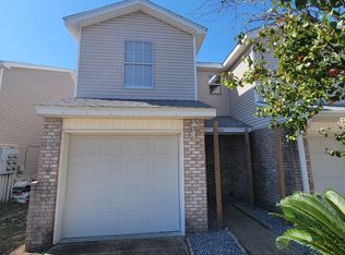 504 Keystone Rd #504, Mary Esther, FL 32569