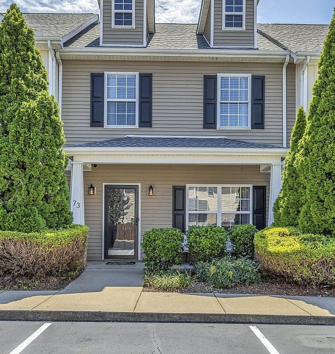 1st image of 284 Meigs Dr #73