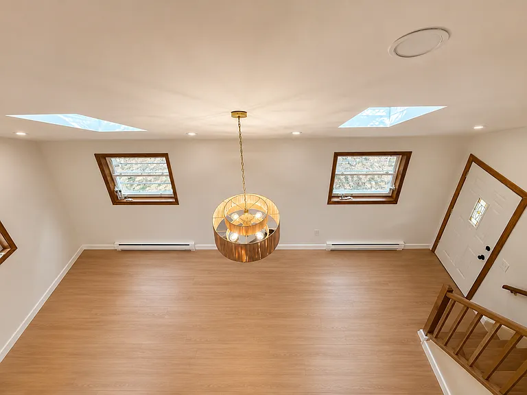 484 Country Place Dr — Photo 11