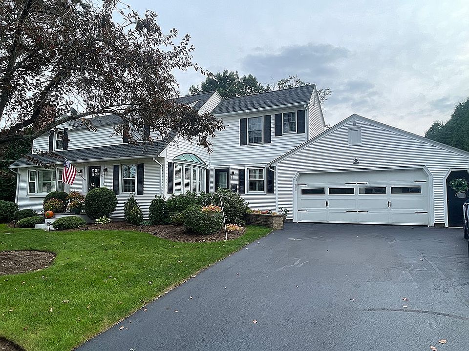 2nd image of 32 Longview Dr