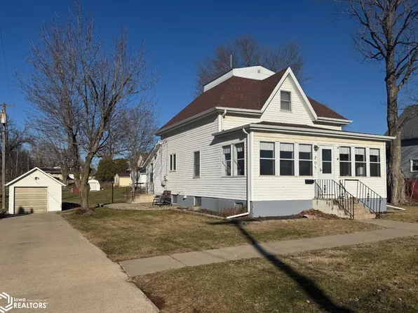 205 E Grace St, Toledo, IA 52342