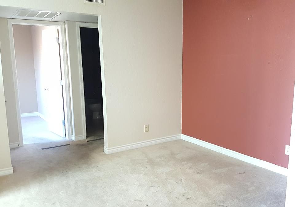 1st image of 4921 Indian River Dr Unit 116