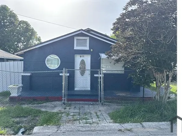 911 S Pineland Ave, Avon Park, FL 33825