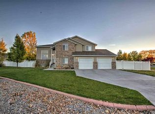 302 Edwards Dr, Twin Falls, ID 83301