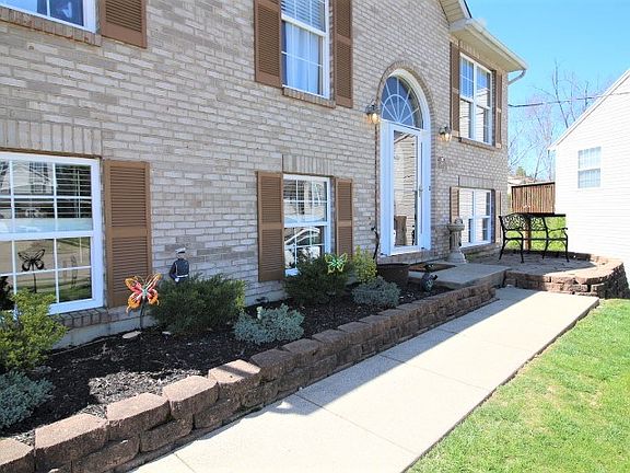 2nd image of 2469 Camellia Ct