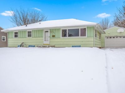 6337 Indiana Ave N, Brooklyn Center, MN, 55429