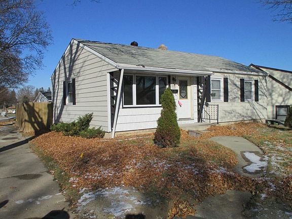 3rd image of 7154 W Thurston Ave
